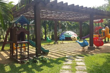 Children's play area - outdoor