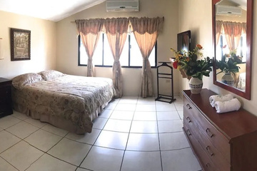 guest_rooms