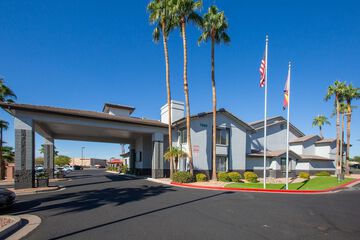 The Hotel Serene Glendale Peoria SureStay Collection by BW