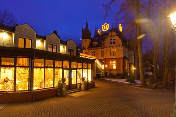 Front of property - evening/night