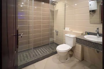 Bathroom shower