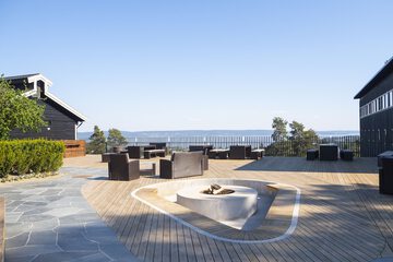 Sundeck