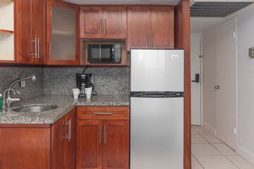 Private kitchenette