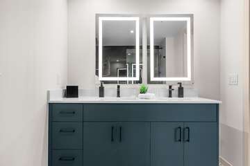Bathroom sink
