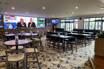 Sports bar