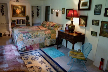 guest_rooms
