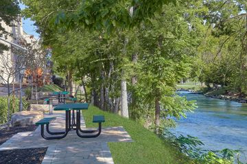 Property Grounds 32 of 33