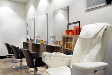 Hair salon