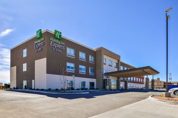 Holiday Inn Express & Suites Van Horn by IHG