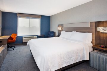 Room 48 of 121