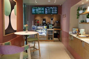 Coffee shop