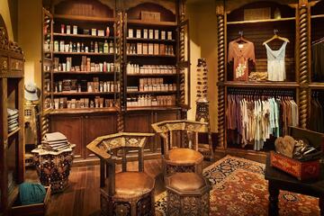 Gift Shop 118 of 129