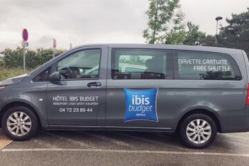 Airport shuttle