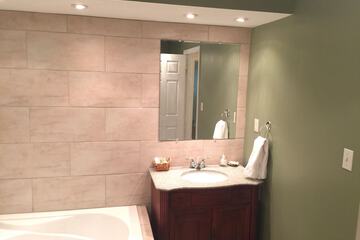 Bathroom sink