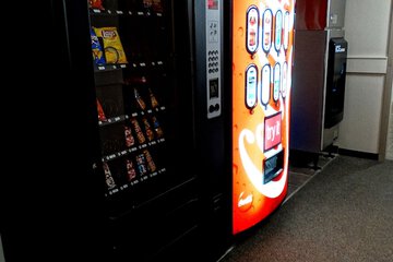 Vending machine