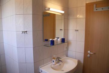 Photo 64