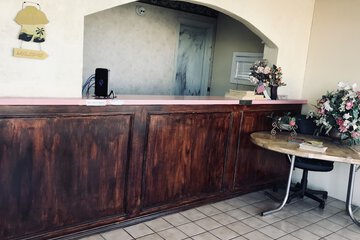 Hotel Interior 6 of 41