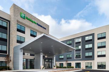 Holiday Inn Express & Suites Romeoville Joliet North