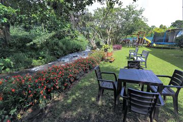Children's play area - outdoor