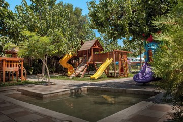 Children's play area - outdoor