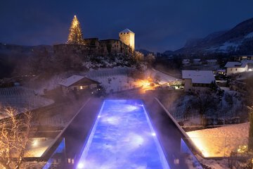 Infinity pool
