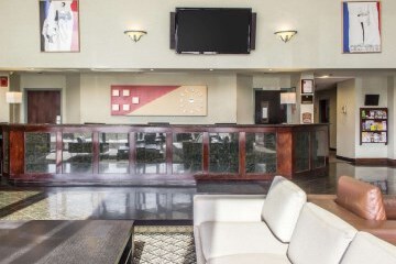 Clarion Hotel & Conference Center 3