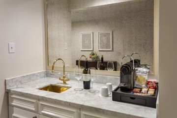 Breakfast/Coffee Service 56 of 62