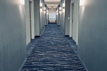 Ballroom/Hall 17 of 18