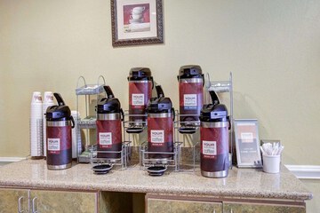 Breakfast/Coffee Service 21 of 25