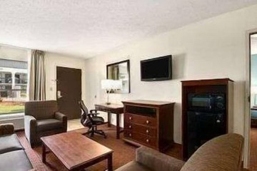 Room 16 of 22