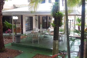 Snack bar