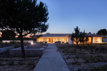 Front of property - evening/night