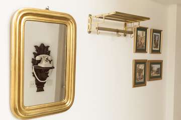 Room amenity