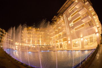 Pool waterfall