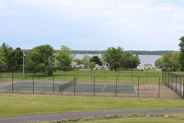 Tennis court