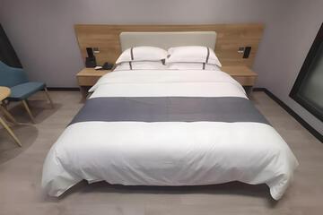 Photo 24