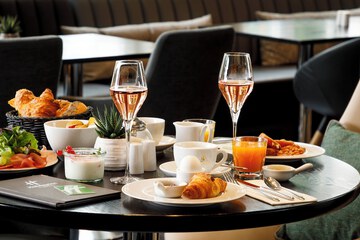Breakfast meal