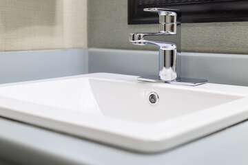 Bathroom sink