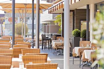Sundeck