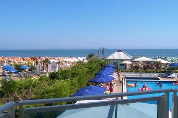Beach/ocean view