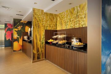 Breakfast/Coffee Service 24 of 26