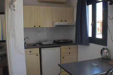 Photo 33
