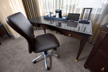 Room 93 of 176
