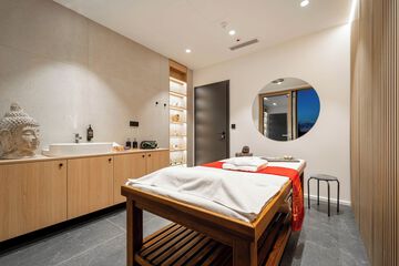 Massage in accommodation