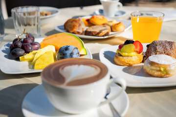 Breakfast buffet