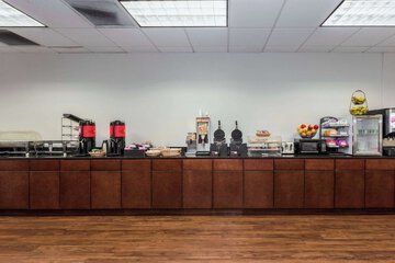 Breakfast/Coffee Service 34 of 38