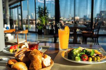 Breakfast meal