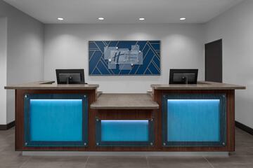 Check-in/check-out kiosk