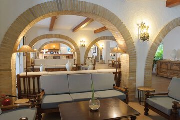Lobby sitting area