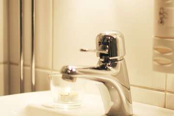 Bathroom sink